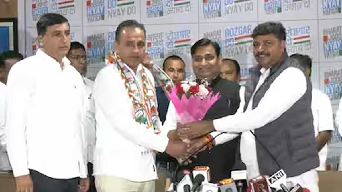 राजस्थान में आरएलपी नेता उम्मेदाराम बेनीवाल कांग्रेस में शामिल